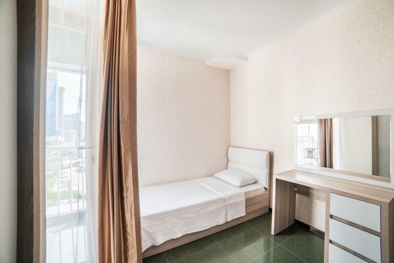 Magnolia - ❀ Cozy Apartment With An Unique Sea View ❀ Batumi Eksteriør billede